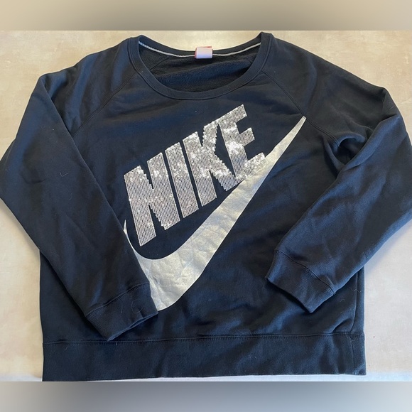 Women’s Nike Bedazzled fleece crewneck sweater - Picture 1 of 3